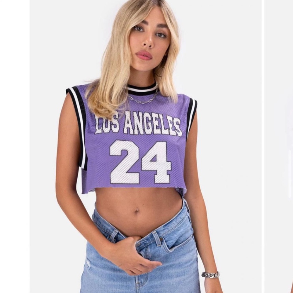 Cropped purple vintage top